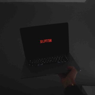 Quelle histoire Episode 9 Netflix ? ?