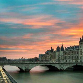 Quand sort Grey's Anatomy saison 18 en France ?