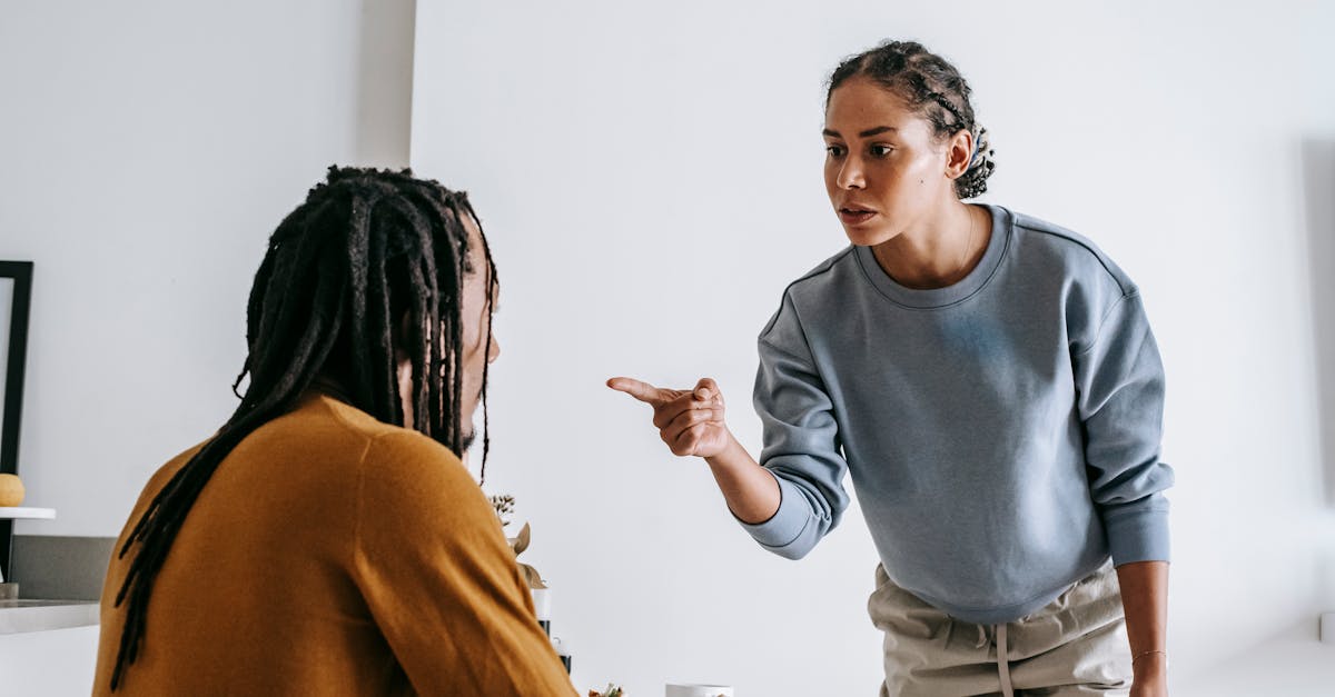 découvrez les débats passionnants et enrichissants sur des sujets d'actualité, d'opinions divergentes et de questions sociétales. participez à la conversation et élargissez votre perspective grâce à des analyses et réflexions critiques.
