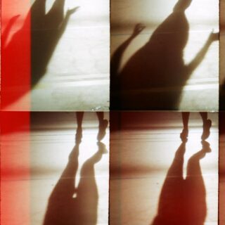 découvrez notre sélection des meilleures séries à ne pas manquer ! plongez dans des histoires captivantes, des intrigues palpitantes et des personnages inoubliables. que vous soyez fan de drames, de comédies ou de thrillers, trouvez votre prochaine obsession télévisuelle ici.