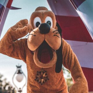 découvrez disney+, la plateforme de streaming ultime qui vous offre un accès illimité à des milliers de films, séries et documentaires de disney, marvel, star wars, pixar et national geographic. profitez d'une expérience de visionnage magique pour toute la famille.