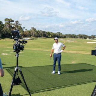 découvrez cet épisode captivant qui explore des thèmes fascinants et vous plonge dans une histoire riche en émotion et en rebondissements. ne manquez pas ce moment d'évasion et d'inspiration !