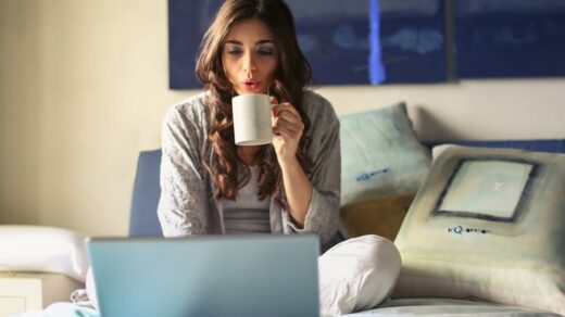 découvrez les dernières sorties de netflix, vos films et séries préférés à ne pas manquer ! restez à jour avec les nouveautés captivantes et les classiques qui reviennent sur la plateforme.