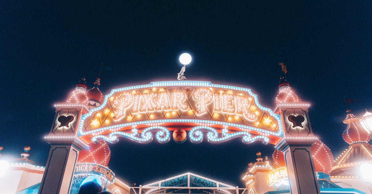 découvrez disney+, la plateforme de streaming incontournable qui vous plonge dans l'univers magique de disney, pixar, marvel, star wars et national geographic. profitez d'une vaste bibliothèque de films, séries et documentaires pour toute la famille, le tout à portée de clic. abonnez-vous dès maintenant et vivez l'expérience disney en streaming !