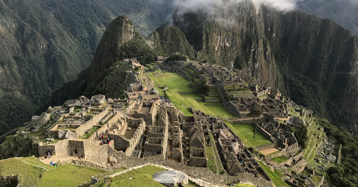 découvrez les incontournables à ne pas manquer pour vivre une expérience inoubliable lors de votre prochaine aventure. explorez les must-sees et laissez-vous guider vers les lieux et activités essentiels !