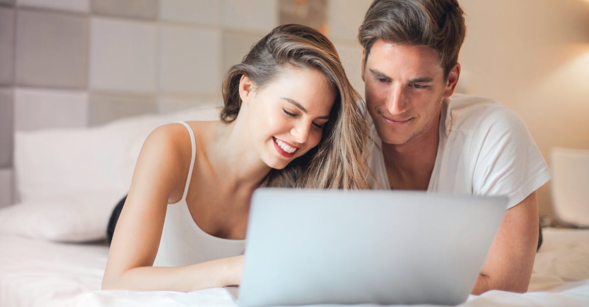 découvrez les meilleures plateformes de streaming pour regarder vos films, séries et musiques préférés en haute qualité et en illimité.