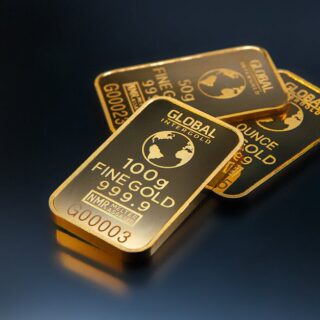 découvrez 'the asset', une œuvre captivante mêlant suspense et action, où chaque personnage joue un rôle clé dans une intrigue palpitante.