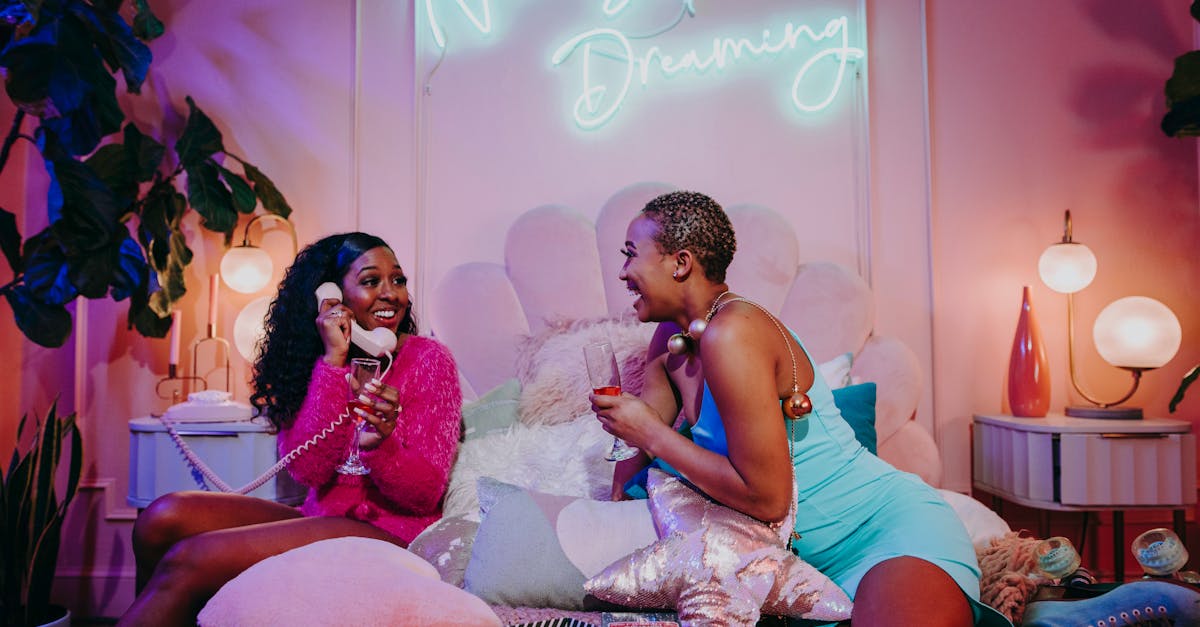 découvrez les nouveautés et les meilleurs films et séries disponibles sur prime video en décembre 2025. profitez d'un divertissement exclusif pour les fêtes de fin d'année.