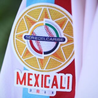 découvrez une sélection passionnante de films et séries sur le sport, mêlant action, émotion et performances athlétiques pour tous les fans de sport.