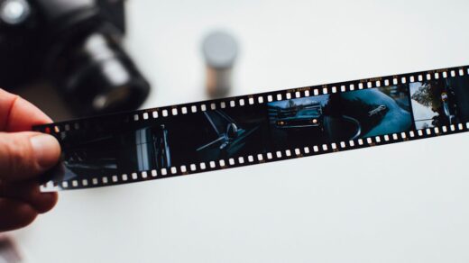 découvrez une sélection captivante de films tournés à paris, explorant la magie et le charme unique de la ville lumière à travers le cinéma.