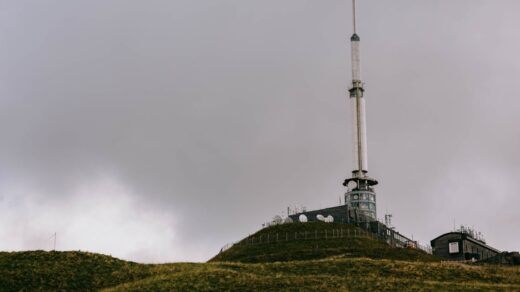 découvrez marlowe, une plateforme innovante pour créer et exécuter des contrats intelligents simples et sécurisés, adaptée aux débutants et aux experts.