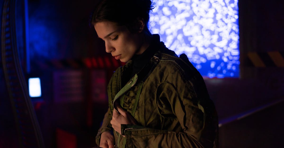 découvrez notre sélection des meilleurs films de science-fiction cultes, des classiques incontournables aux œuvres underground qui ont marqué le genre.