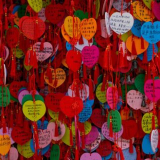 découvrez les dernières volontés d'enrico macias, l'icône de la musique française, et son héritage artistique.