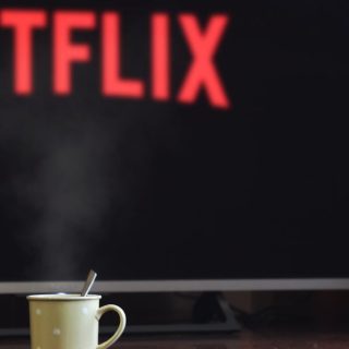 découvrez les dernières nouveautés et sorties sur netflix : séries, films, documentaires et exclusivités à ne pas manquer.