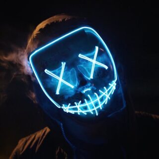 découvrez notre sélection palpitante de thrillers, des récits haletants remplis de suspense, de mystère et d'intrigues captivantes pour tenir en haleine jusqu'à la dernière page.