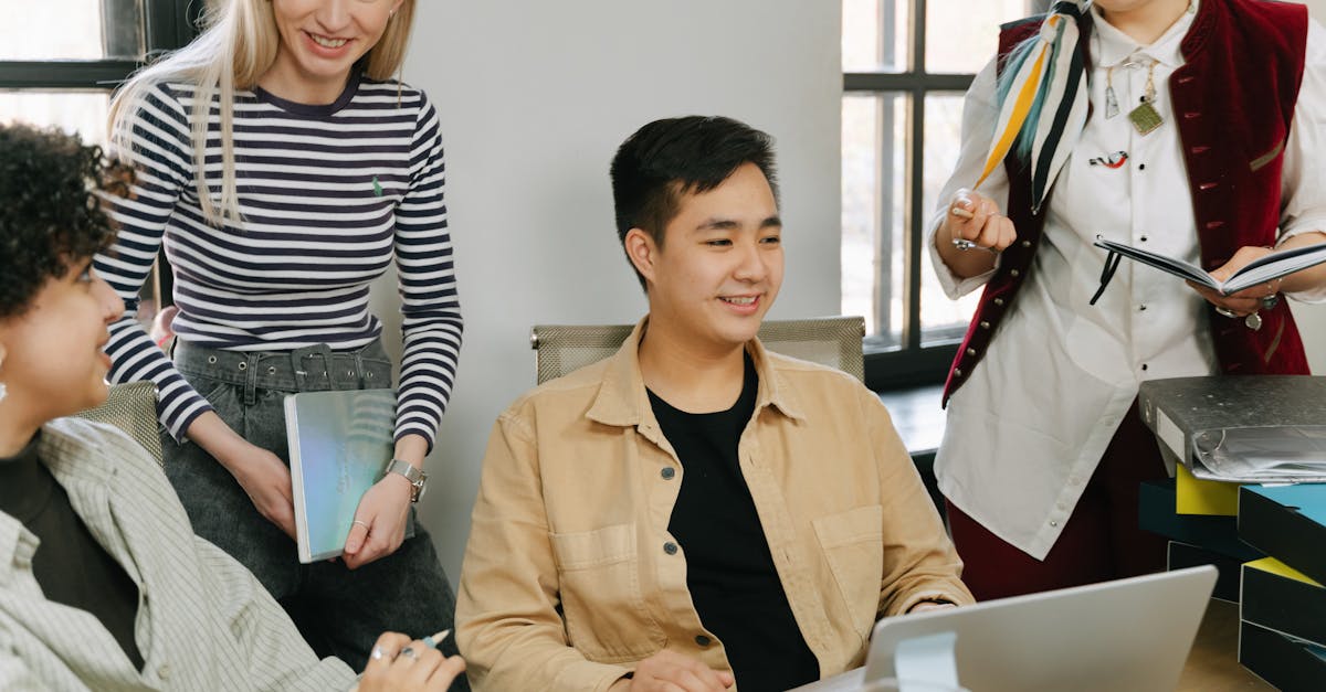 découvrez l'importance de la collaboration pour atteindre des objectifs communs, favoriser l'innovation et renforcer les relations professionnelles.