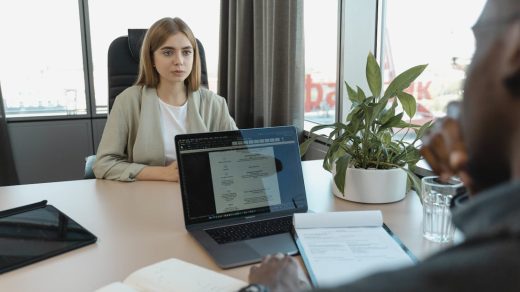 découvrez notre interview exclusive avec des experts et personnalités inspirantes, offrant des insights uniques et des perspectives enrichissantes.