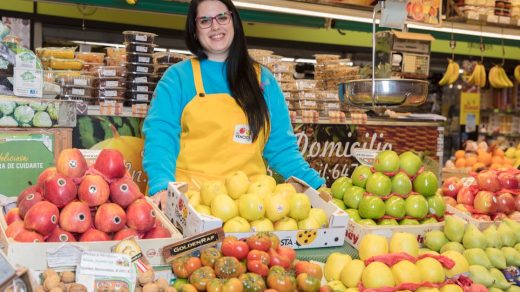 découvrez la vie et l'histoire de maria carolina bourbon-siciles, figure emblématique de la noblesse européenne.