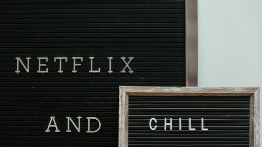 découvrez les dernières sorties netflix, les nouveautés à ne pas manquer et les prochaines séries et films disponibles sur la plateforme de streaming.