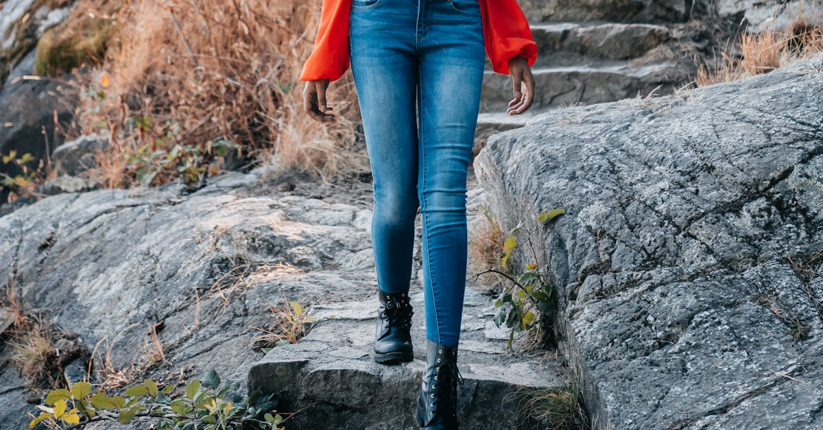 découvrez notre collection de skinny jeans, alliant confort et style pour une silhouette élégante et moderne. parfaits pour toutes les occasions.