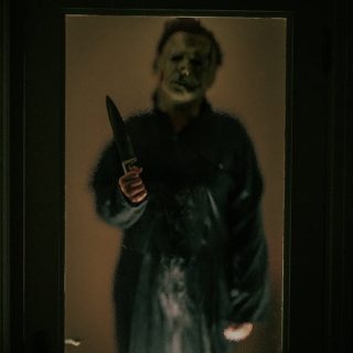 plongez dans l'univers captivant du thriller, où suspense, mystère et rebondissements incessants vous tiendront en haleine jusqu'à la dernière page.