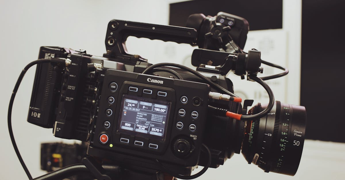 découvrez notre studio de cinéma professionnel offrant des installations modernes pour la production de films, publicités et projets créatifs.