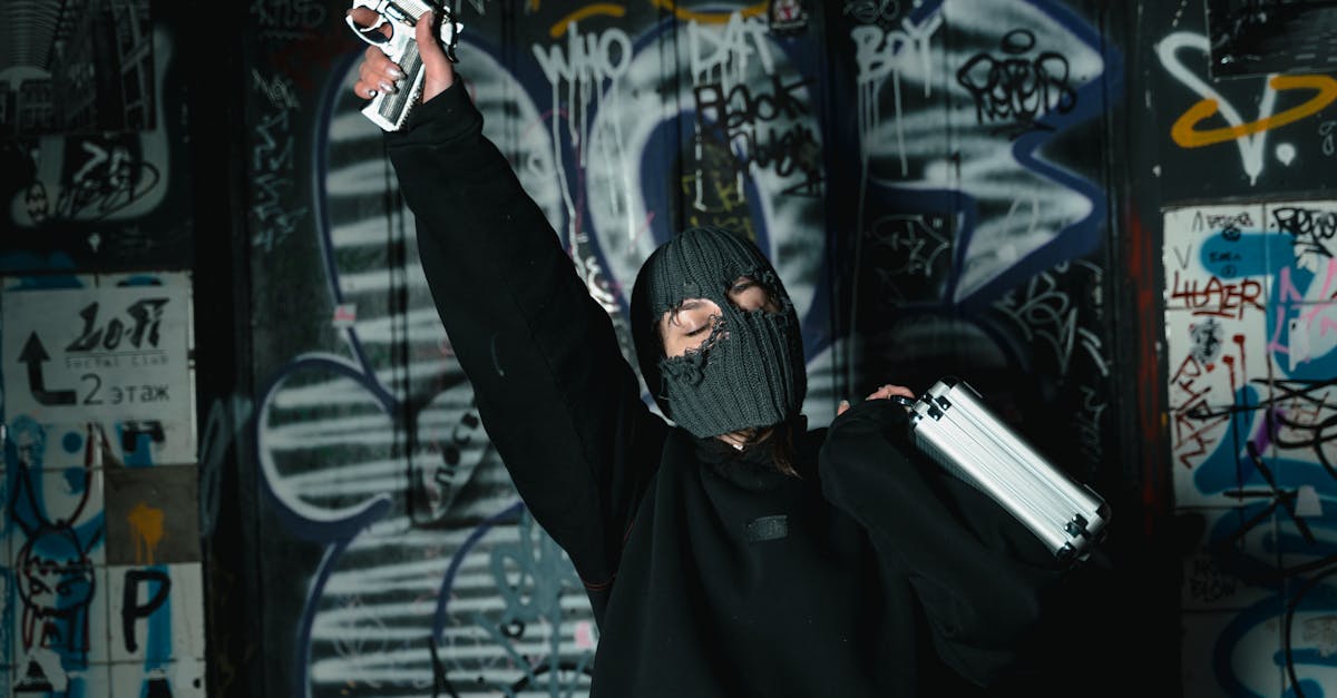découvrez l'univers captivant de heist, une aventure pleine de suspense, de stratégie et d'action palpitante.