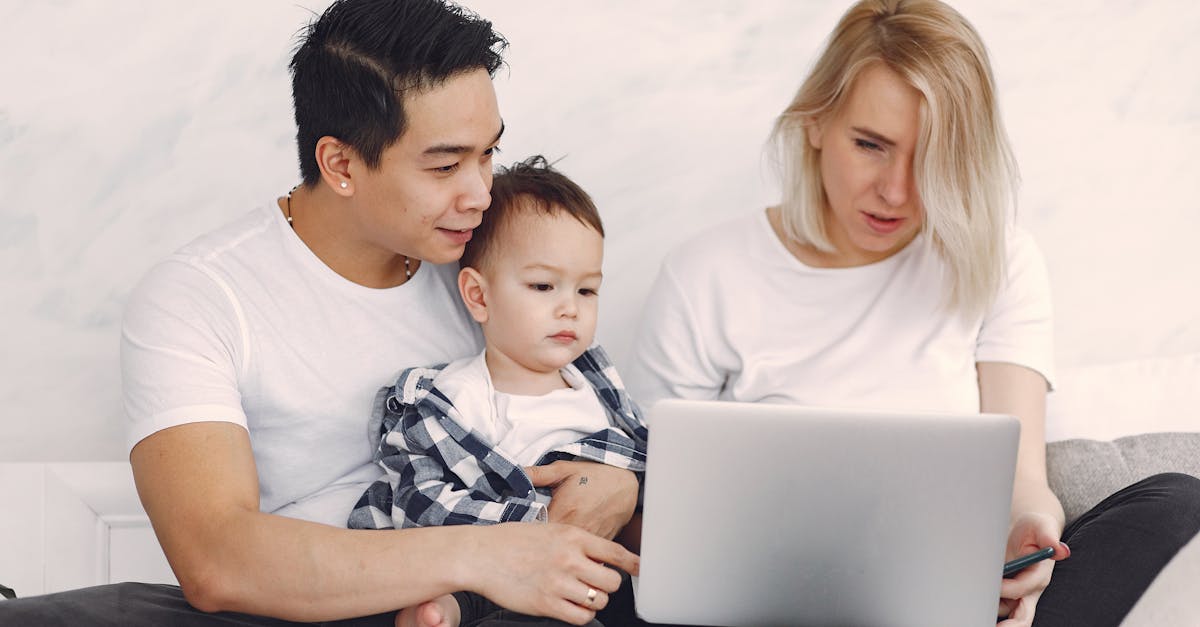 découvrez des conseils, astuces et ressources pour accompagner les parents dans leur rôle au quotidien, favoriser le bien-être familial et soutenir le développement des enfants.