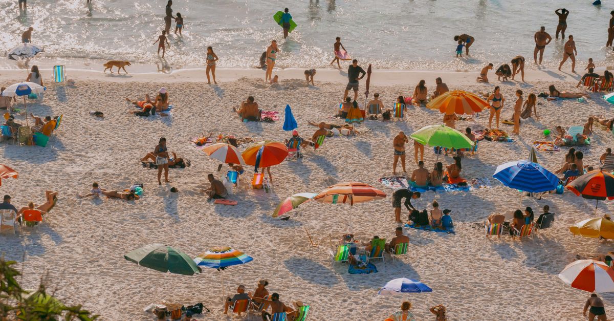 découvrez les meilleures destinations et activités pour un tourisme estival inoubliable, alliant détente, aventure et découvertes sous le soleil.