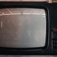découvrez les temps forts et les moments incontournables de la télévision avec notre sélection des meilleures émissions et séries.