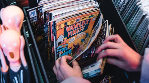 découvrez tout sur les films dc comics non sortis, leurs intrigues potentielles, et les raisons derrière leur annulation.