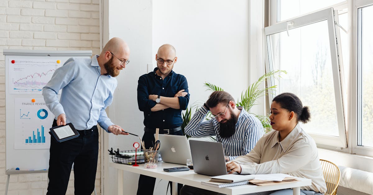 découvrez l'importance de la collaboration pour favoriser le travail en équipe, l'innovation et la réussite collective.