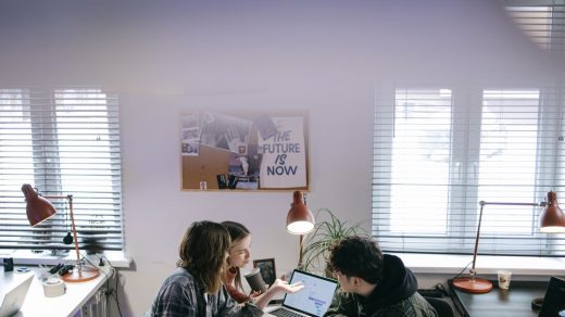 découvrez l'importance de la collaboration pour favoriser l'innovation, renforcer les équipes et atteindre des objectifs communs avec succès.