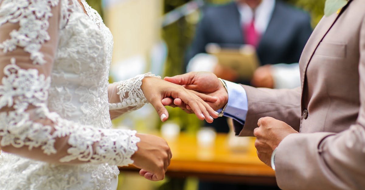 découvrez tout ce qu'il faut savoir sur le mariage : conseils, traditions, préparation et organisation pour une journée inoubliable.