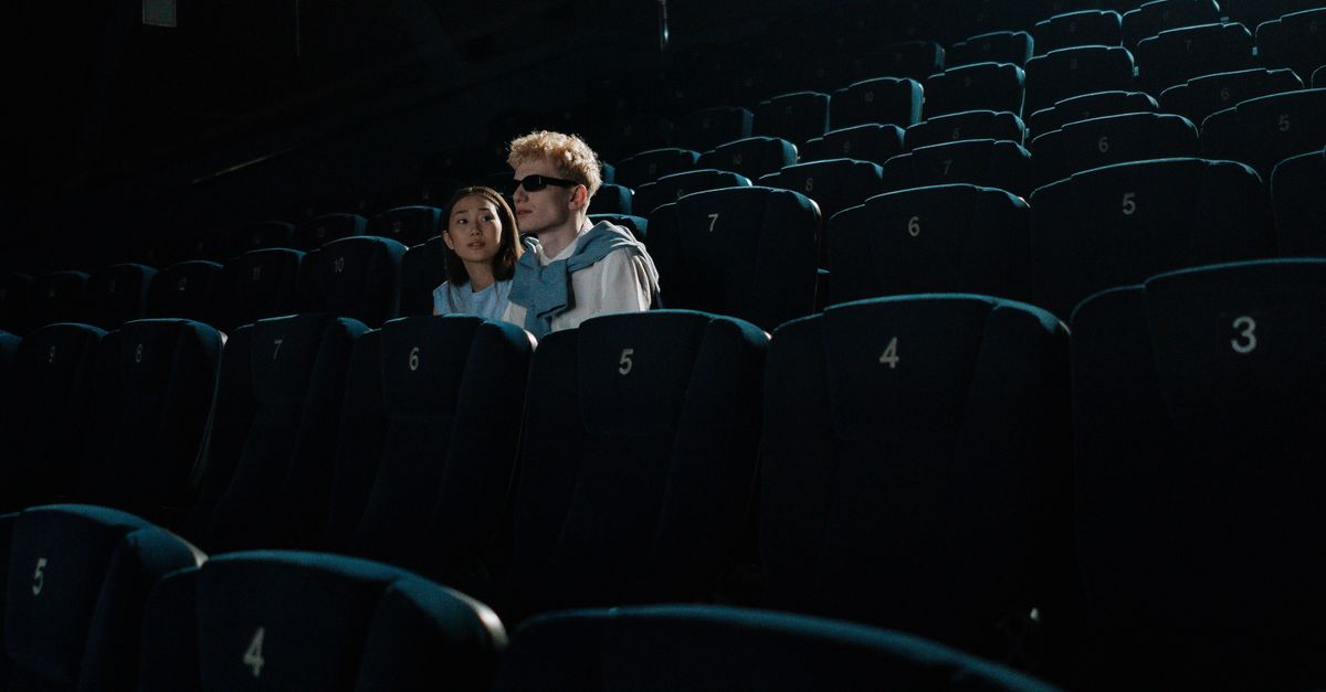 découvrez notre sélection de films et séries romantiques captivants pour une dose d'amour et d'émotions intenses.