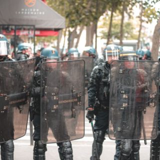 découvrez tout sur le gign, l'unité d'élite de la gendarmerie française spécialisée dans les interventions à haut risque et la lutte contre le terrorisme.