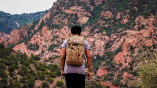 découvrez les meilleures randonnées pour tous les niveaux, explorez la nature et profitez d'aventures en plein air inoubliables.