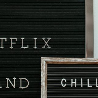 découvrez les nouveautés et sorties incontournables sur netflix en août 2026 : séries, films et documentaires à ne pas manquer ce mois-ci.