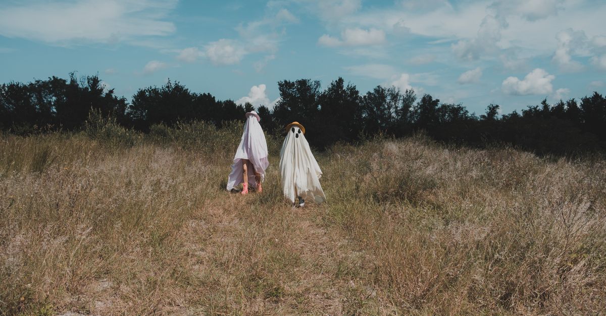 découvrez summerween, la fête estivale qui mélange l'ambiance d'halloween avec la chaleur de l'été pour des moments inoubliables entre amis et en famille.