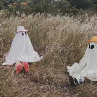 découvrez summerween, la fête estivale terrifiante alliant l'esprit d'halloween à la chaleur de l'été pour des célébrations inoubliables.